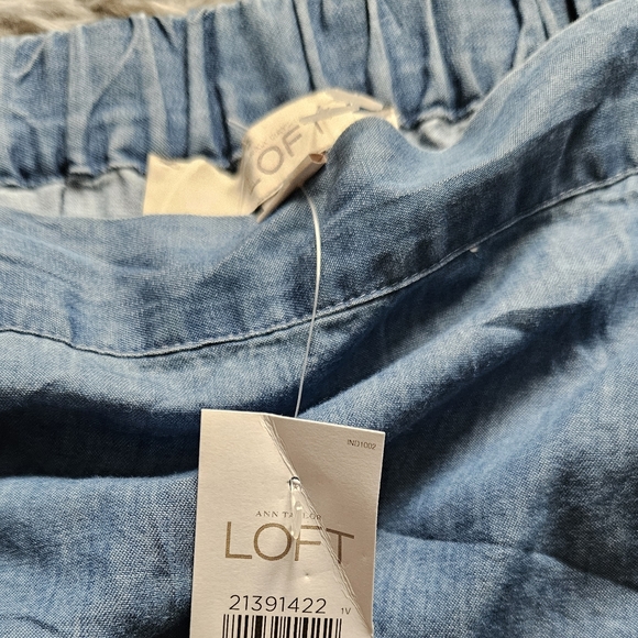 LOFT Blue off shoulder top NWT - Picture 8 of 13